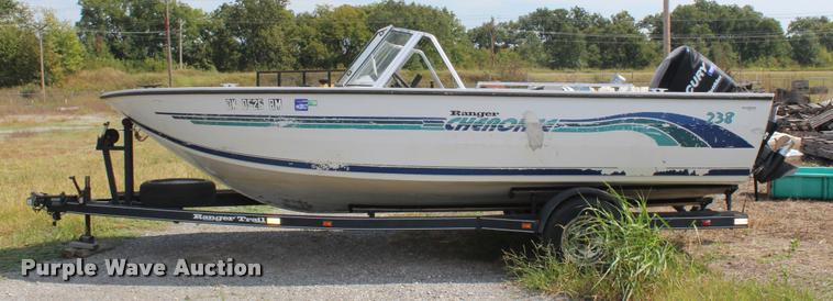 image for item AQ9585 1996 Ranger Cherokee 238 v-bottom boat