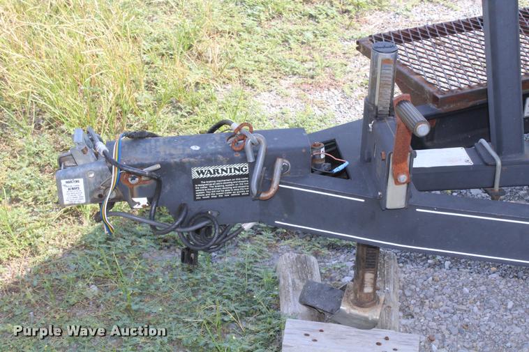 image for item AQ9585 1996 Ranger Cherokee 238 v-bottom boat