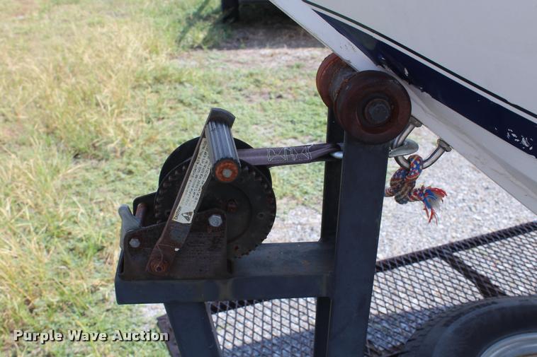 image for item AQ9585 1996 Ranger Cherokee 238 v-bottom boat