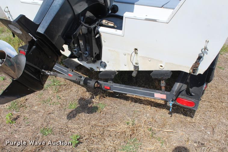 image for item AQ9585 1996 Ranger Cherokee 238 v-bottom boat