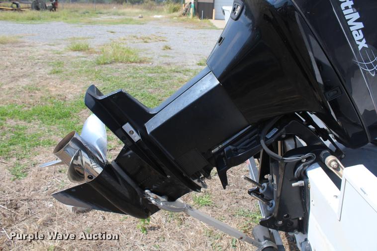 image for item AQ9585 1996 Ranger Cherokee 238 v-bottom boat