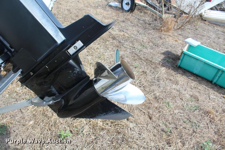 image for item AQ9585 1996 Ranger Cherokee 238 v-bottom boat