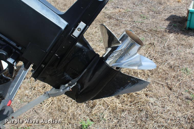 image for item AQ9585 1996 Ranger Cherokee 238 v-bottom boat