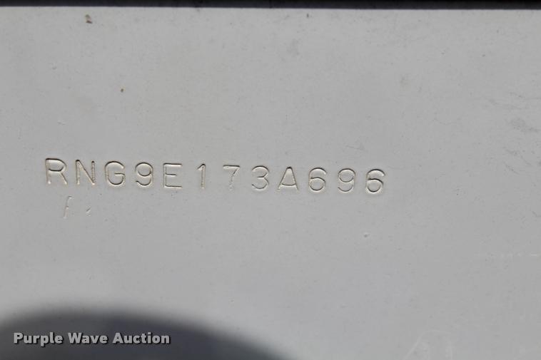 image for item AQ9585 1996 Ranger Cherokee 238 v-bottom boat