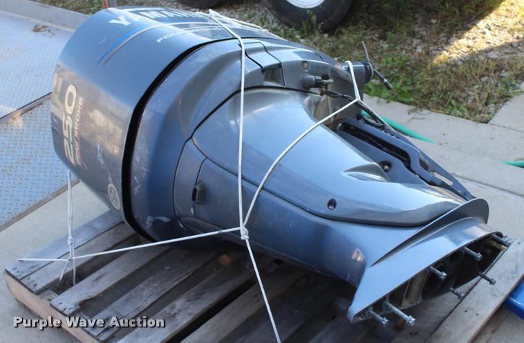 image for item AQ9590 Yamaha 250BTXR outboard motor