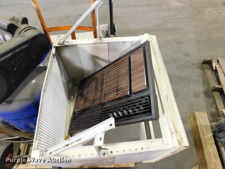 image for item CD9259 Air compressors and tools