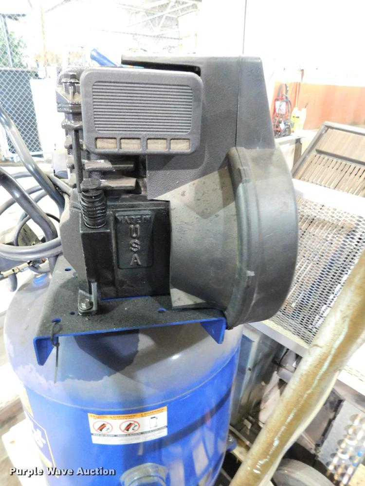 image for item CD9259 Air compressors and tools