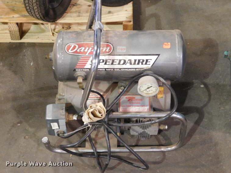 image for item CD9259 Air compressors and tools