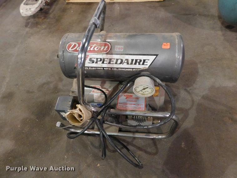 image for item CD9259 Air compressors and tools