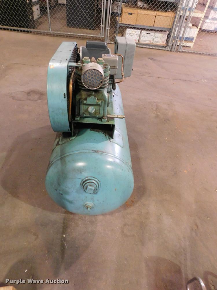 image for item CD9259 Air compressors and tools