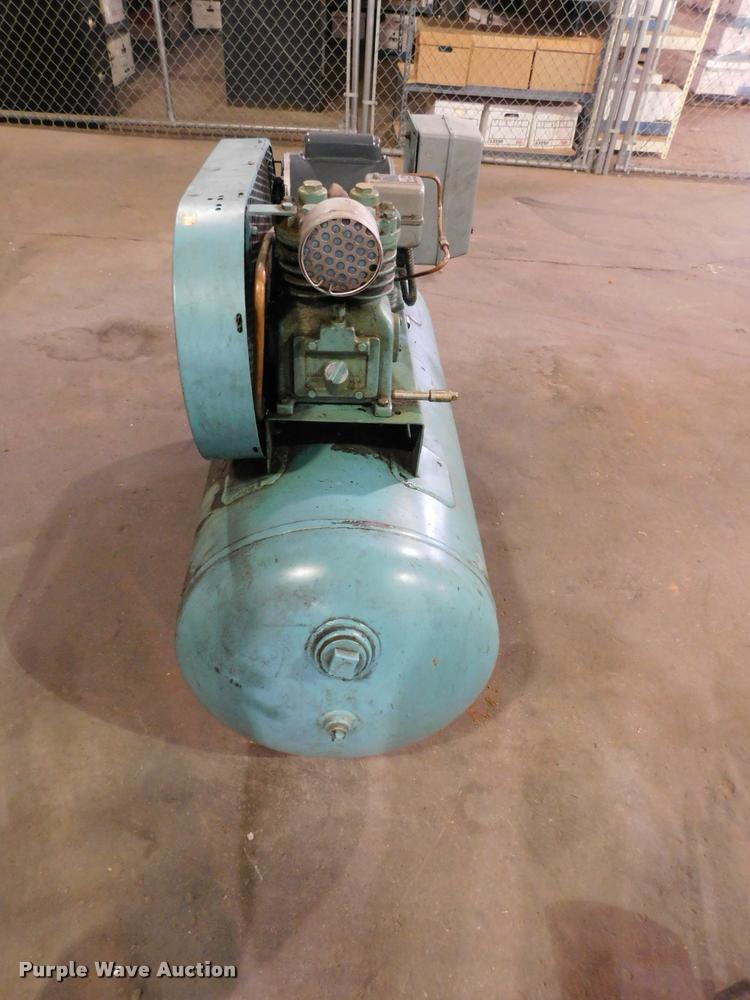 image for item CD9259 Air compressors and tools