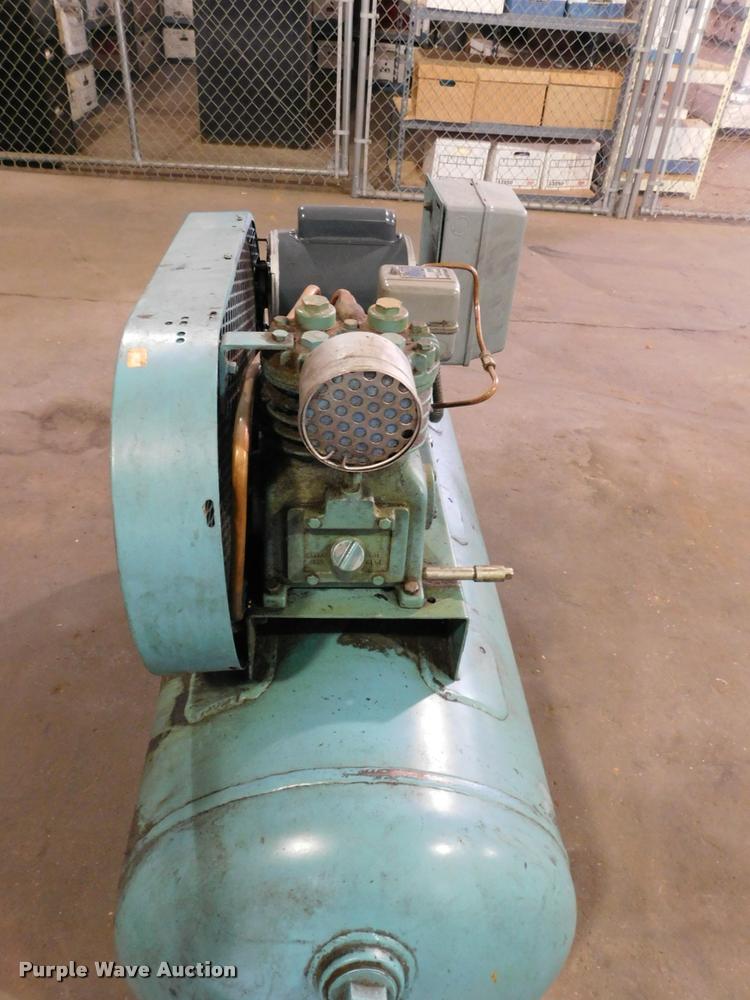 image for item CD9259 Air compressors and tools