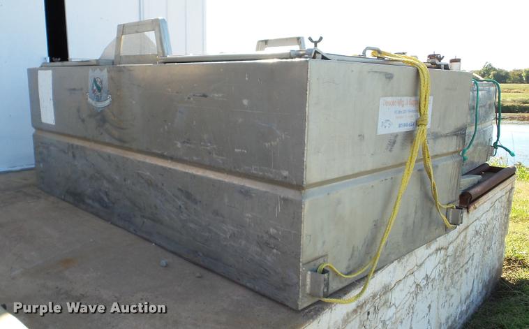 image for item DA8892 Duracraft PT-1391 fish hauling tank