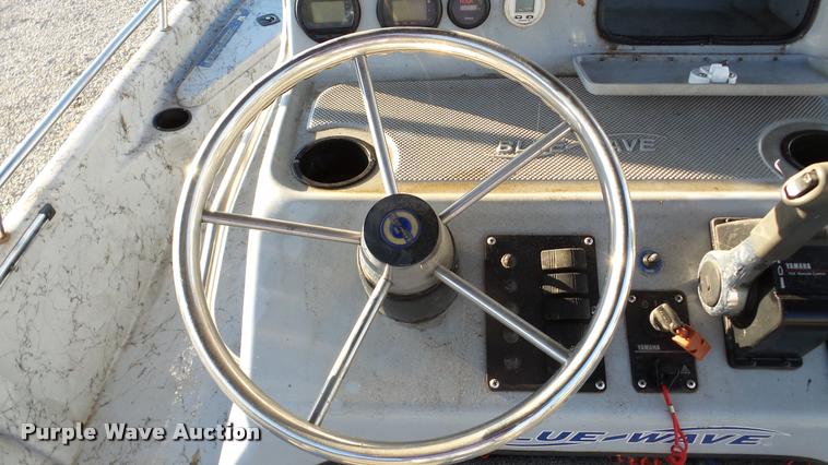 image for item DA8894 2005 Blue Wave 190 Classic boat