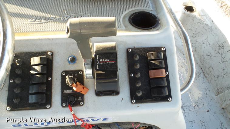 image for item DA8894 2005 Blue Wave 190 Classic boat