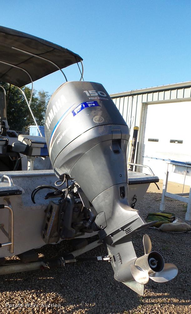 image for item DA8894 2005 Blue Wave 190 Classic boat