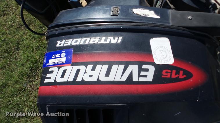 image for item DA8898 2004 Grizzly Tracker 2072 boat