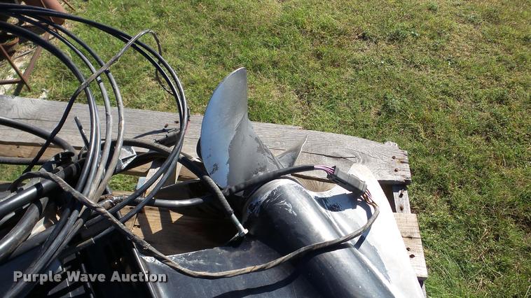 image for item DA8898 2004 Grizzly Tracker 2072 boat