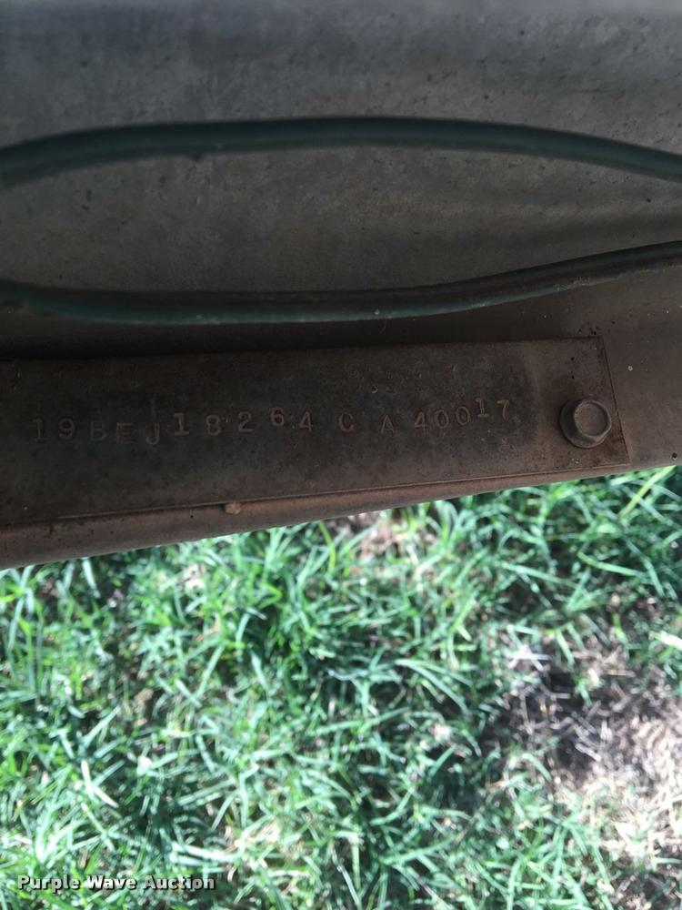 image for item DA8898 2004 Grizzly Tracker 2072 boat