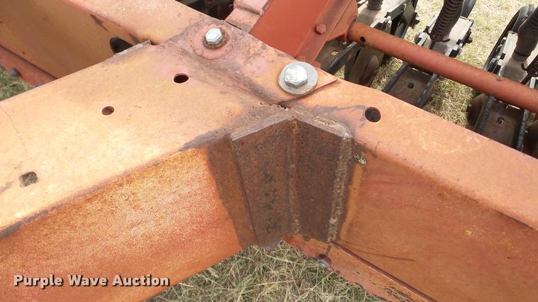 image for item DA8900 International 510 grain drill