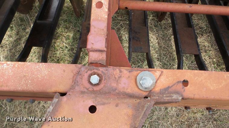 image for item DA8900 International 510 grain drill