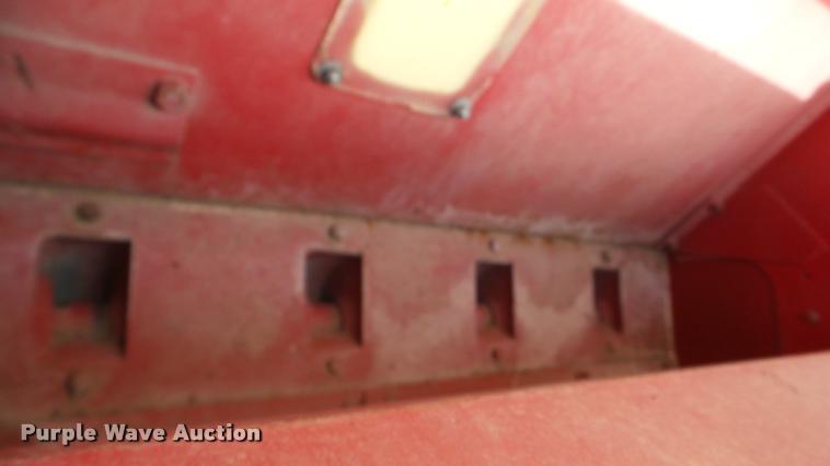 image for item DA8900 International 510 grain drill