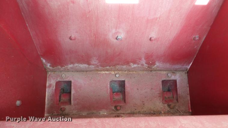 image for item DA8900 International 510 grain drill