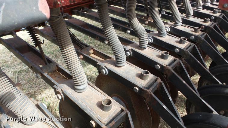 image for item DA8900 International 510 grain drill