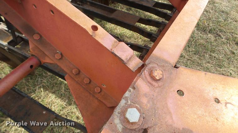 image for item DA8900 International 510 grain drill