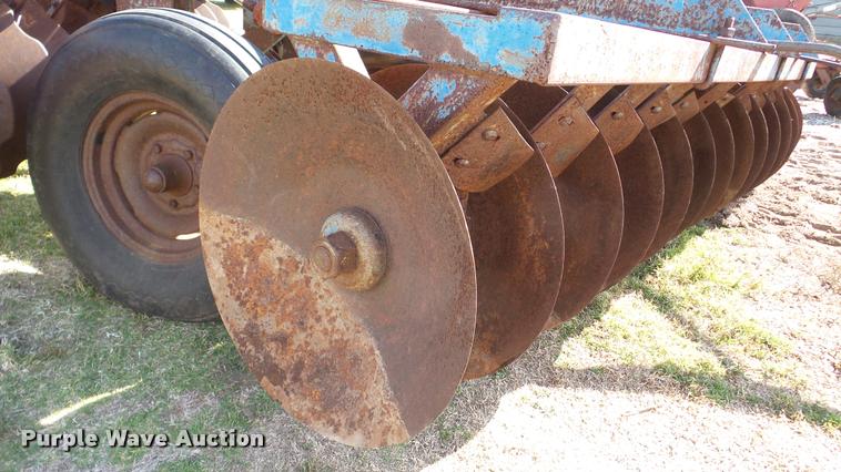 image for item DA8905 Ford 219 off-set disk