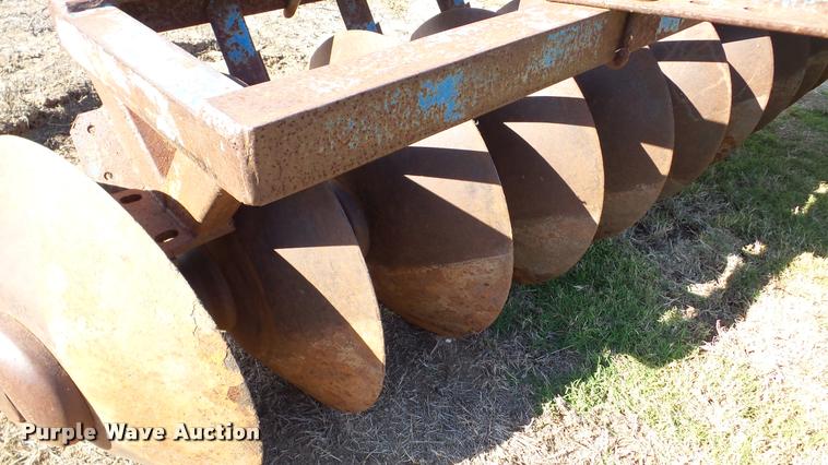 image for item DA8905 Ford 219 off-set disk