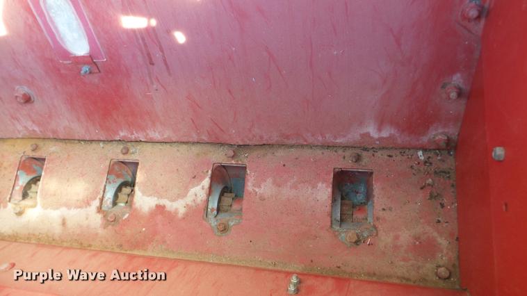 image for item DA8907 International 510 grain drill