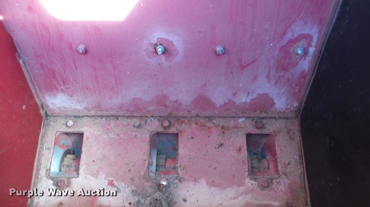 image for item DA8907 International 510 grain drill