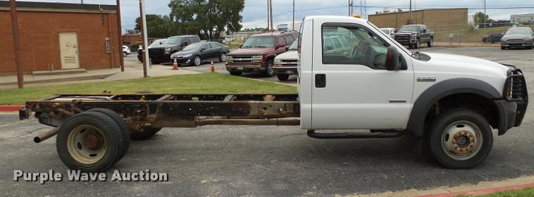 image for item DB4566 2005 Ford F550 XL truck cab and chassis