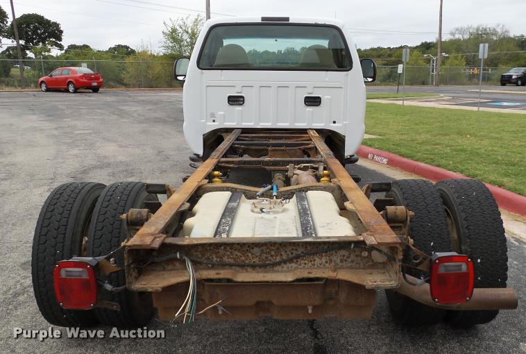image for item DB4566 2005 Ford F550 XL truck cab and chassis