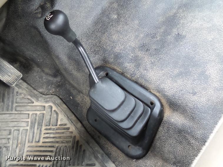 image for item DB4566 2005 Ford F550 XL truck cab and chassis