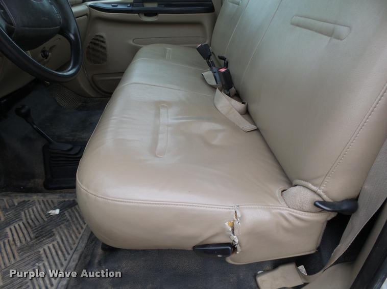 image for item DB4566 2005 Ford F550 XL truck cab and chassis