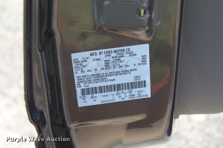 image for item K1921 2007 Ford F150 SuperCab pickup truck