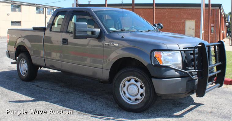 image for item K1922 2010 Ford F150 XL SuperCab pickup truck
