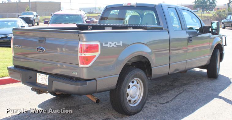 image for item K1922 2010 Ford F150 XL SuperCab pickup truck