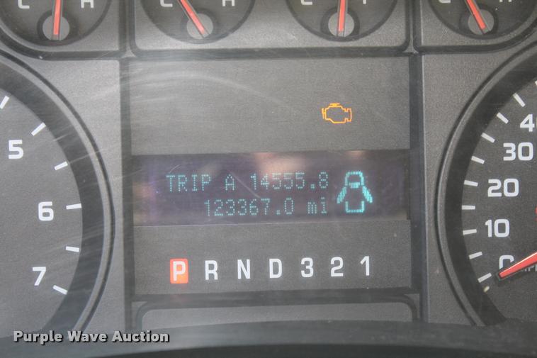 image for item K1922 2010 Ford F150 XL SuperCab pickup truck