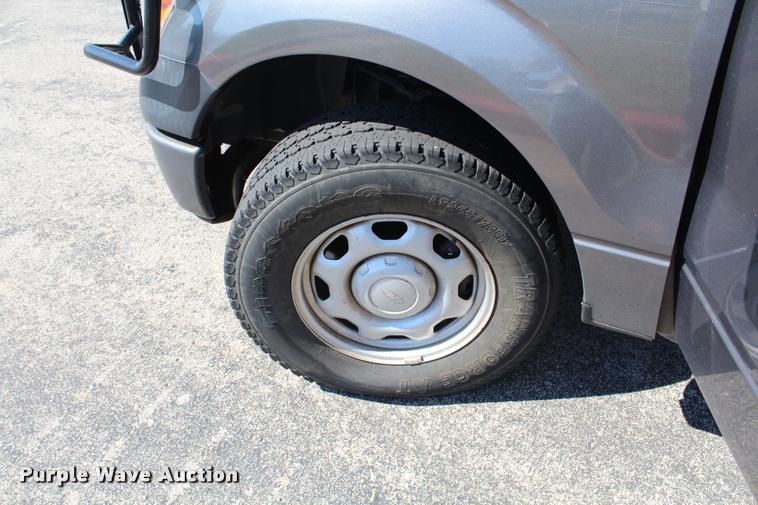 image for item K1922 2010 Ford F150 XL SuperCab pickup truck