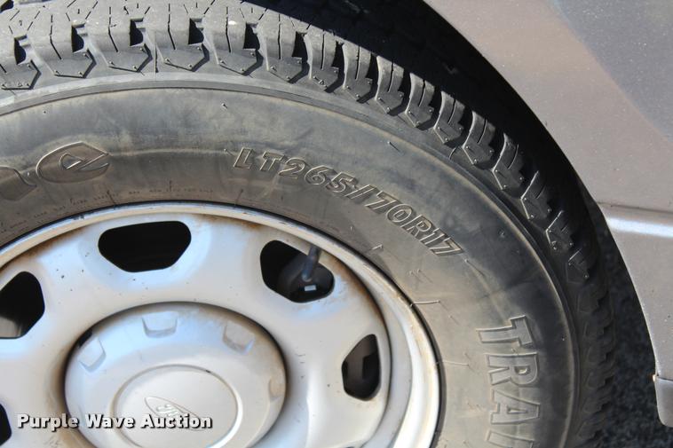 image for item K1922 2010 Ford F150 XL SuperCab pickup truck