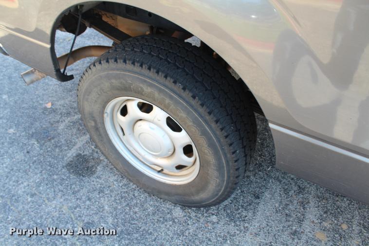 image for item K1922 2010 Ford F150 XL SuperCab pickup truck