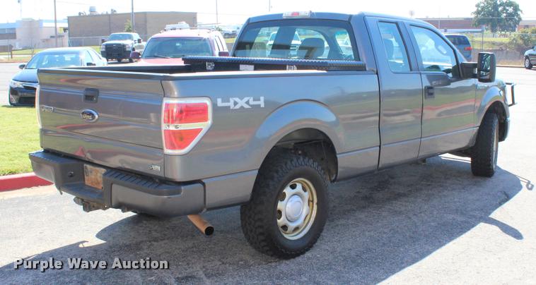 image for item K1923 2010 Ford F150 XL SuperCab pickup truck