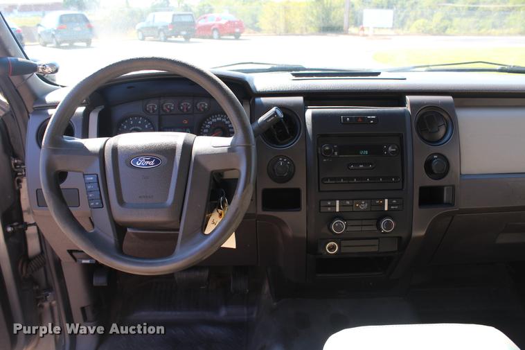 image for item K1923 2010 Ford F150 XL SuperCab pickup truck