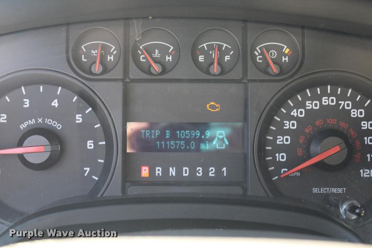 image for item K1923 2010 Ford F150 XL SuperCab pickup truck