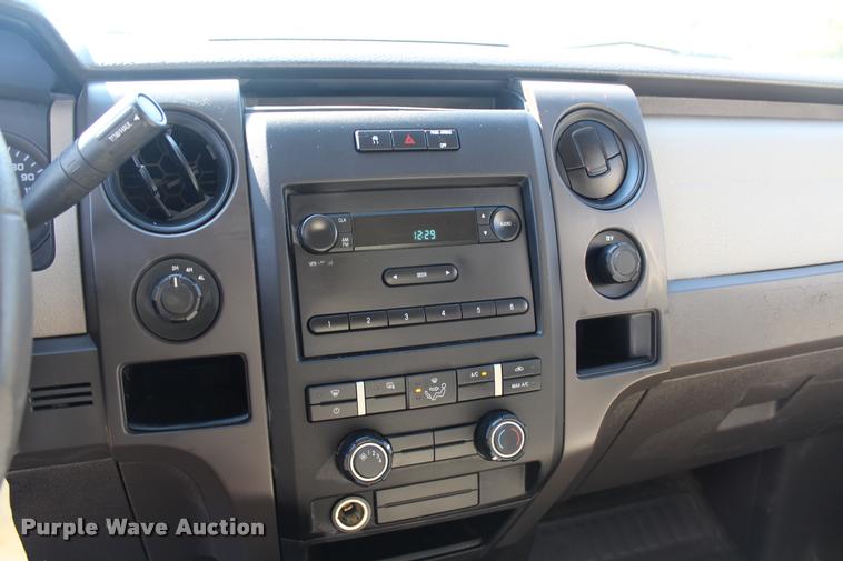 image for item K1923 2010 Ford F150 XL SuperCab pickup truck