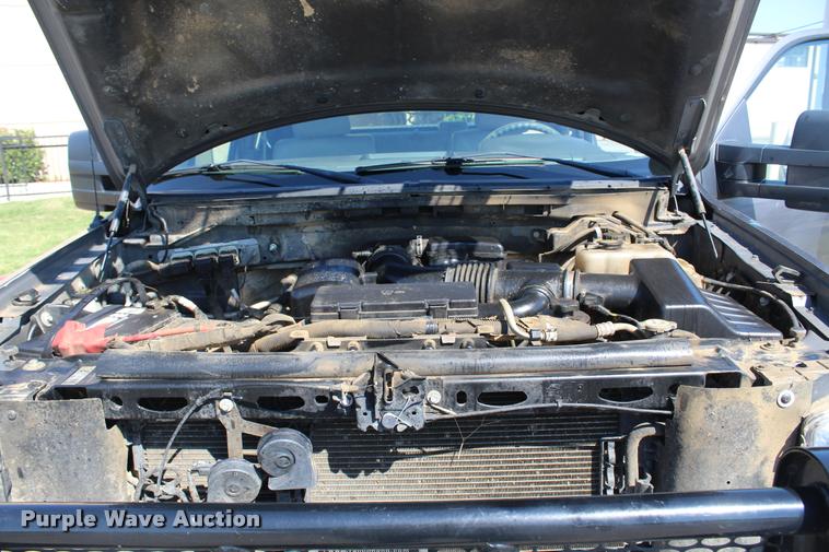 image for item K1923 2010 Ford F150 XL SuperCab pickup truck