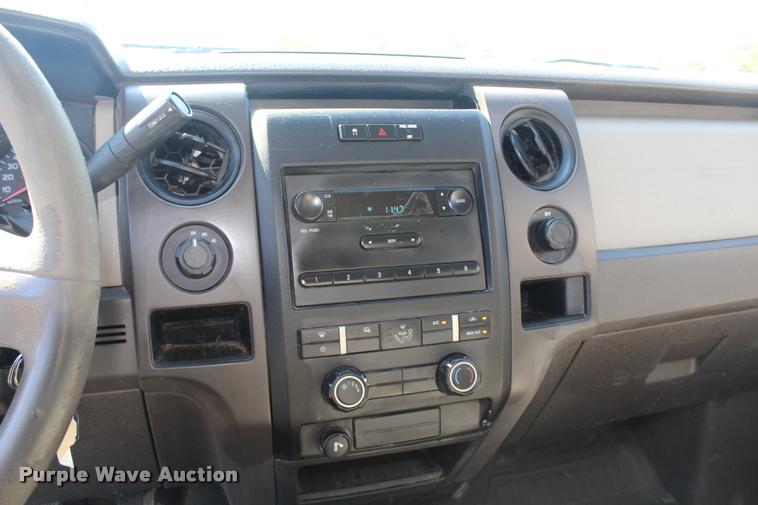 image for item K1924 2010 Ford F150 XL SuperCab pickup truck